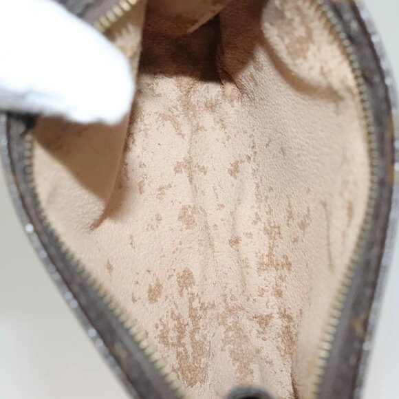 LOUIS VUITTON Monogram Posh Toilette 15 Pouch - Picture 10 of 16